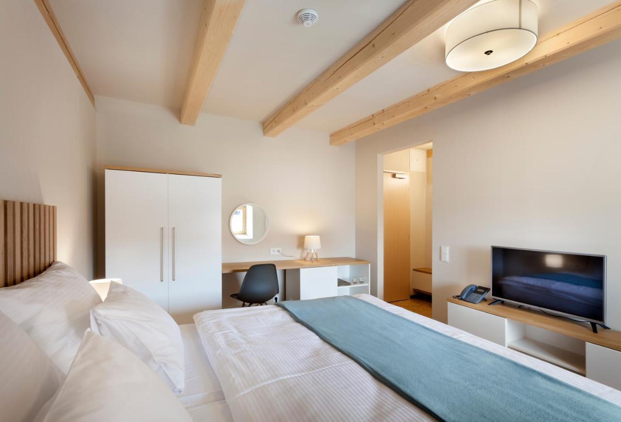 Hotel Kleis Cvikov Eksteriør bilde